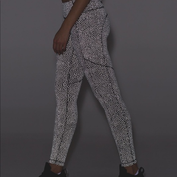 lululemon athletica Pants - Lululemon Speed Tight V Reflective